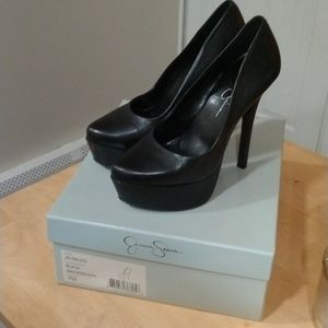 Jessica Simpson platform pumps